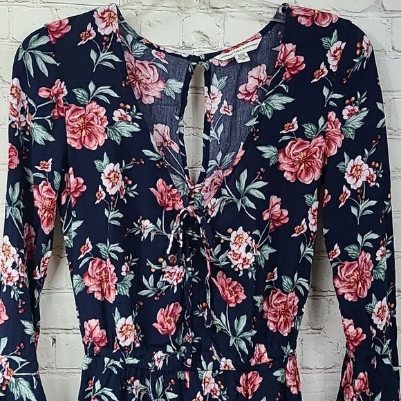 American Eagle Blue Floral Romper Long Bell Sleeve Boho Rose Crepe Cinch V-Neck - Picture 5 of 13